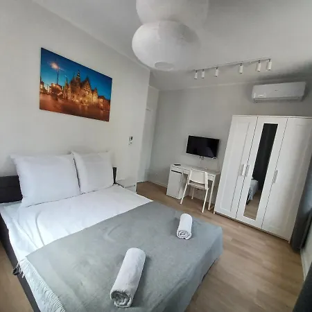 Apart - Szewska 78 - 8 People דירה *